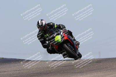 media/May-22-2023-Fastrack Riders (Mon) [[ae7626d9d8]]/Level 2/1230pm (Outside Grapevine)/